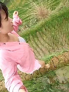 linda_bae00n Webbikameraesitys