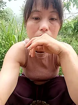 Pokazy przed kamerką – linda_bae00