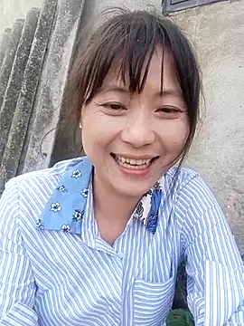 linda_bae00 网络视讯表演
