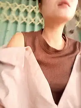 غرفة دردشة linda_bae00 المباشرة