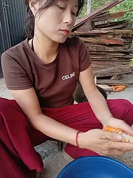 Linda-yiyi Show Webcam