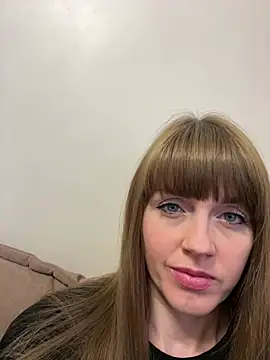 Kamilochka2951's Live Chat Room