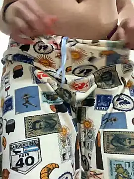Danielaeliana ওয়েবক্যাম শো