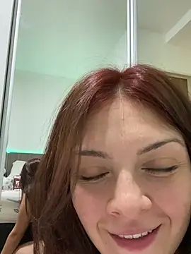 Онлайн чат XXX Danielaeliana