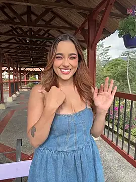 Sammy_garciaa1's Webcam Show