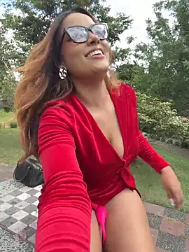 Sammy_garciaa1's Webcam Show
