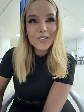 Pokazy przed kamerką – Sammy_garciaa1