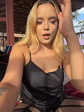 Sammy_garciaa1: διαδικτυακό σόου στην κάμερα