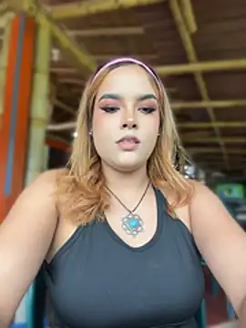 Pokazy przed kamerką – Sammy_garciaa1