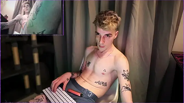 davesinner Adlı Modelin Web Kamerası Şovu