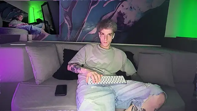 davesinner's Webcam Show
