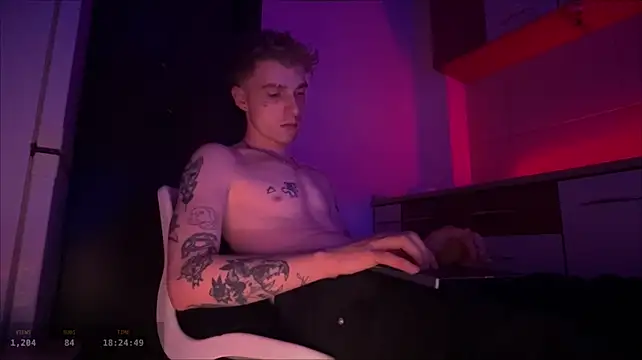 Show modela davesinner na web-kameri