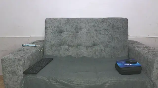 Chat soba uživo modela adahira08