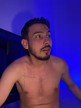 MiaSkylar webkamerás műsora