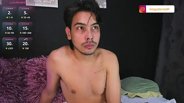 MiaSkylarn Webbikameraesitys