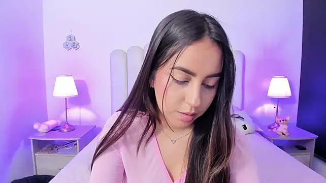 دردشة SofieBunnie الجنسية المباشرة