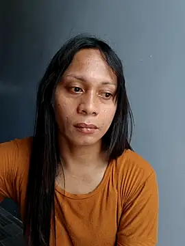 chulaps Show in webcam