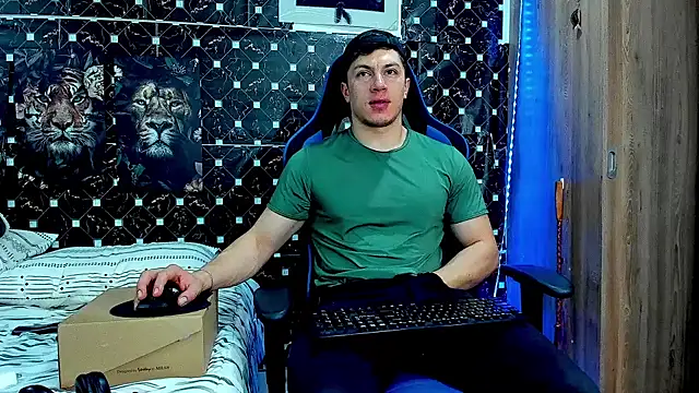 javiersexymann's Webcam Show