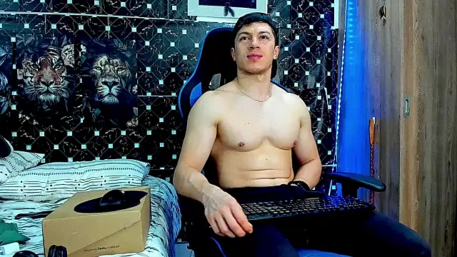 javiersexymann Show Webcam
