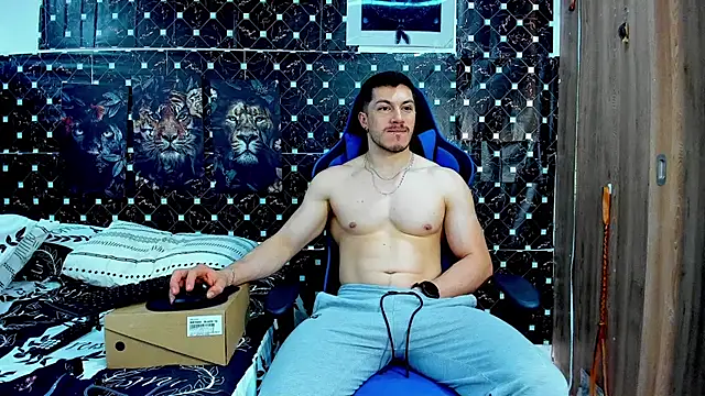 javiersexymann Chat XXX in diretta