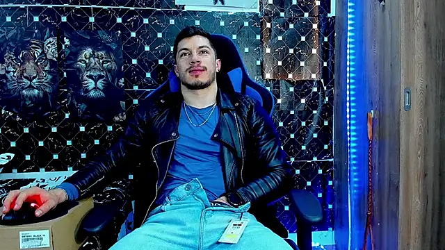 javiersexymann Webcam Show