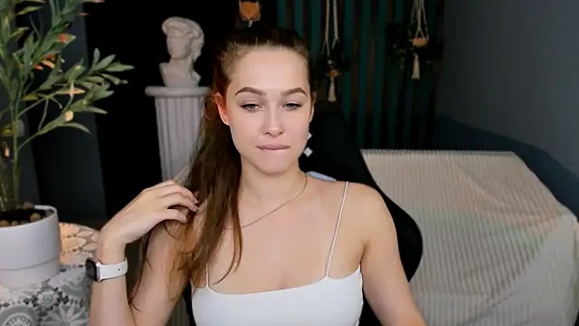 ArielSykes Chat XXX in diretta