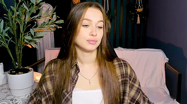 ArielSykes Adlı Modelin Canlı XXX Sohbeti