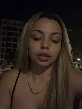Noeliagglow Webcam-Show