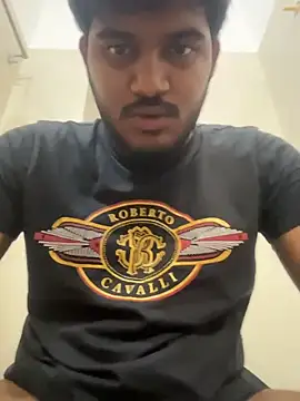 hotboy_hyd1 Adlı Modelin Web Kamerası Şovu