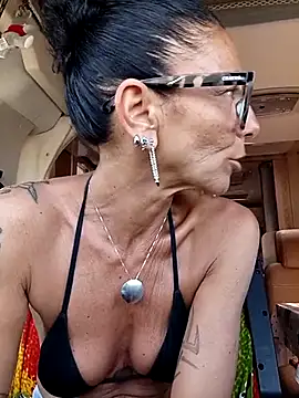 Biricchina6974 Webcam-Show