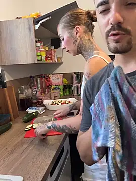 LunaXmilo's Webcam Show