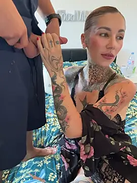 הופעת וובקאם של LunaXmilo