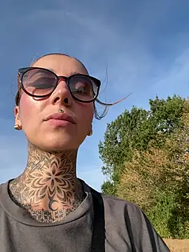LunaXmilo Шоу с уебкамера