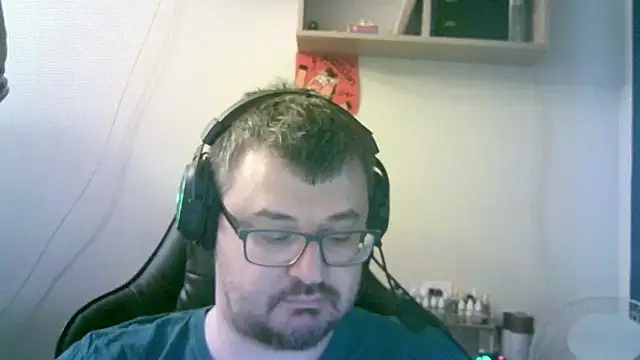 SirAbuser webkamerás műsora
