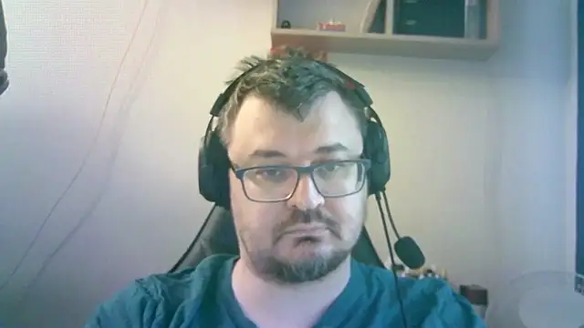 SirAbuser webkamerás műsora