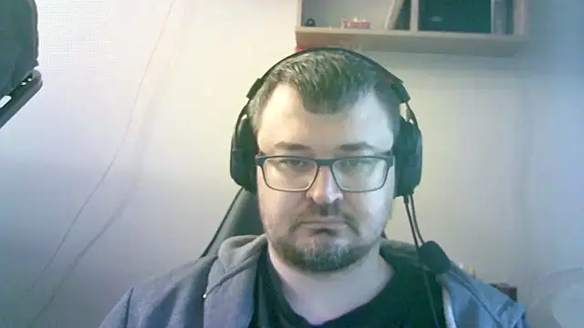 Pokazy przed kamerką – SirAbuser