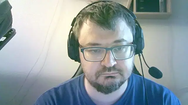 SirAbuser webkamerás műsora