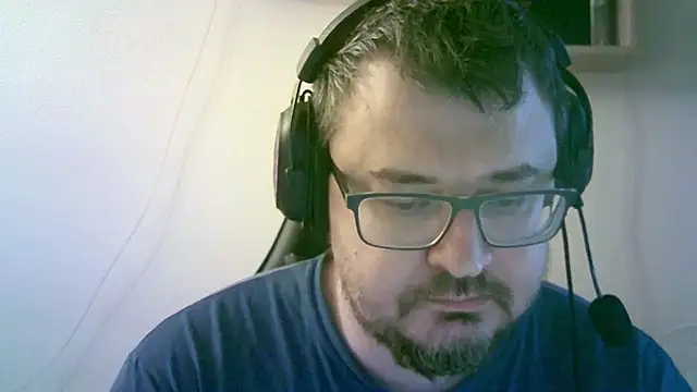 Chat XXX en directo de SirAbuser