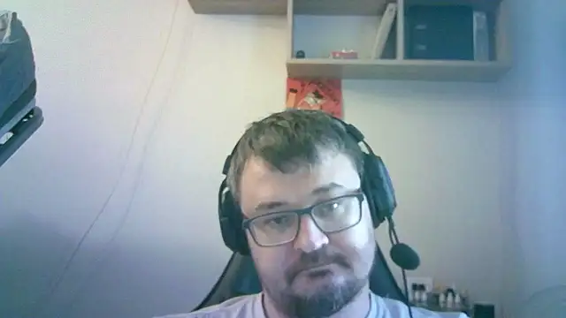 SirAbuser Show in webcam