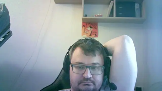 Show modela SirAbuser na web-kameri