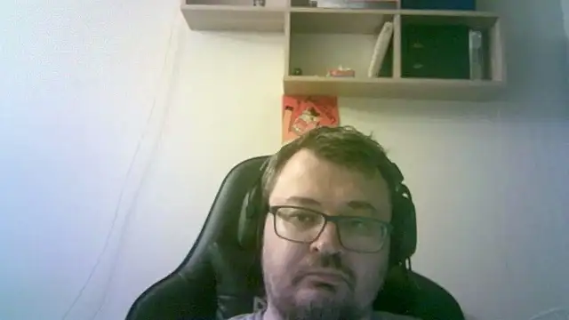 SirAbuser webkamerás műsora