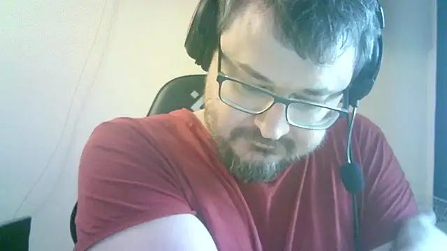 Chat XXX en directo de SirAbuser