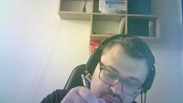 SirAbuser Pertunjukan Webcam