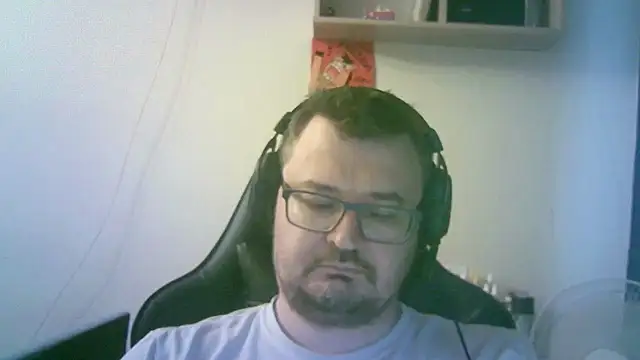 SirAbuser Chat XXX in diretta