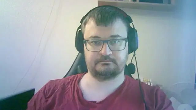 SirAbuser Show in webcam