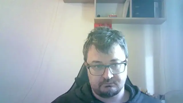 Chat +18 de SirAbuser ao vivo