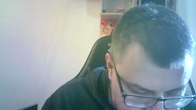 SirAbuser Chat XXX in diretta