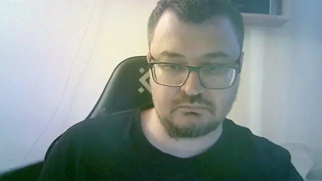 SirAbuser Chat XXX in diretta