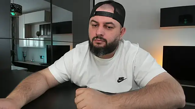 Živý XXX chat DravenPeak