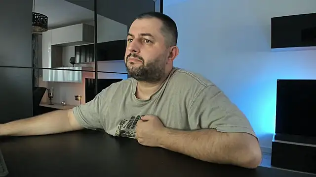 DravenPeak's Webcam Show
